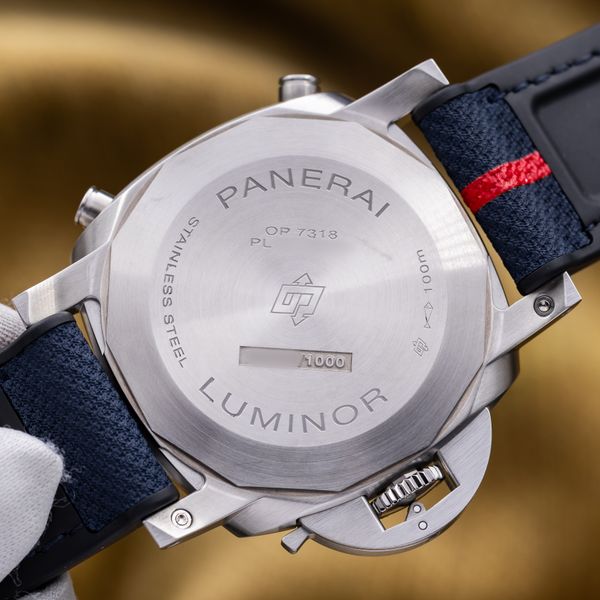 Panerai Luminor Luna Rossa PAM01303